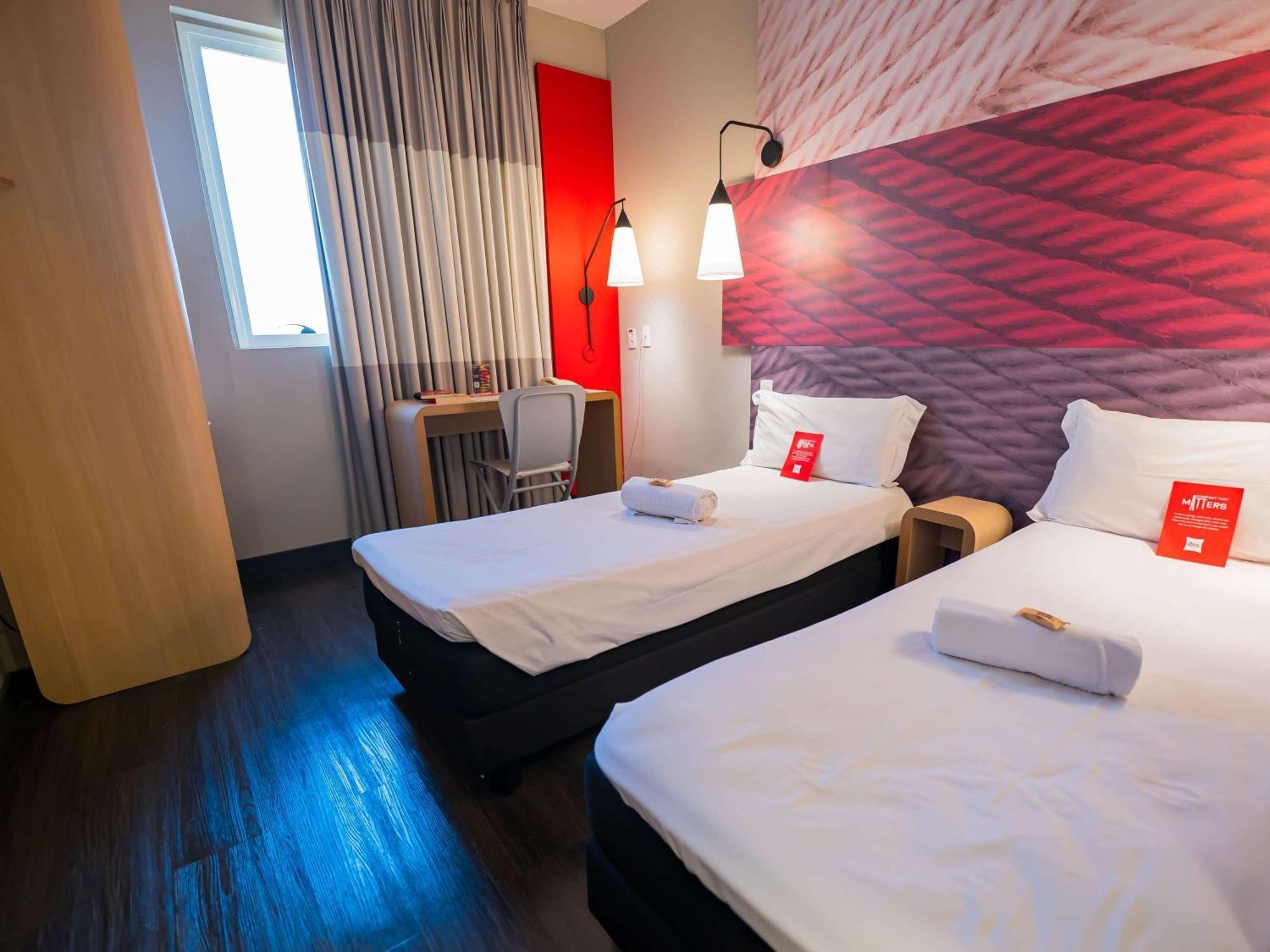 Hotel Ibis Ribeirao Preto Shopping Esterno foto